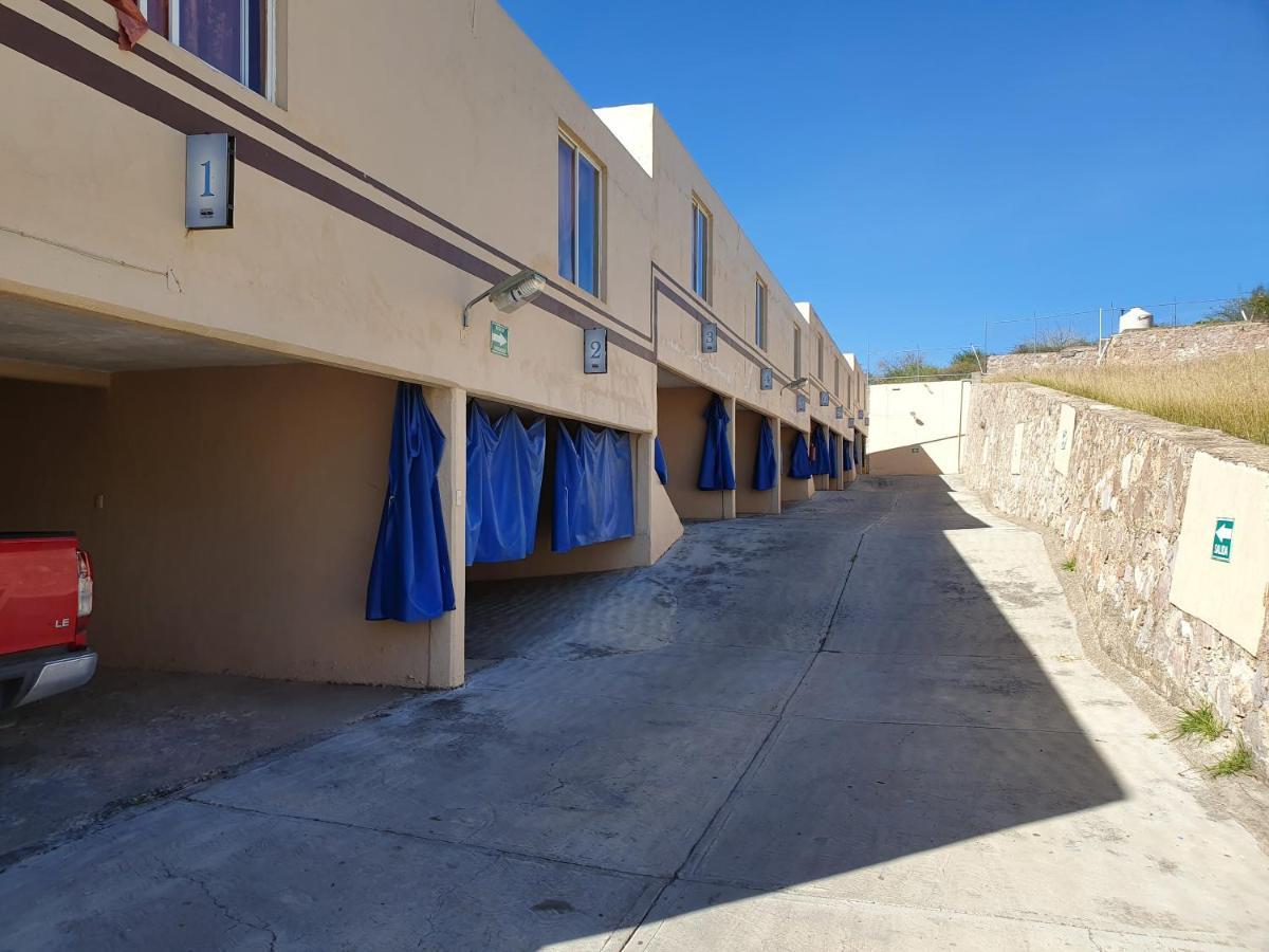 Auto Hotel Luz De Luna Guanajuato Luaran gambar