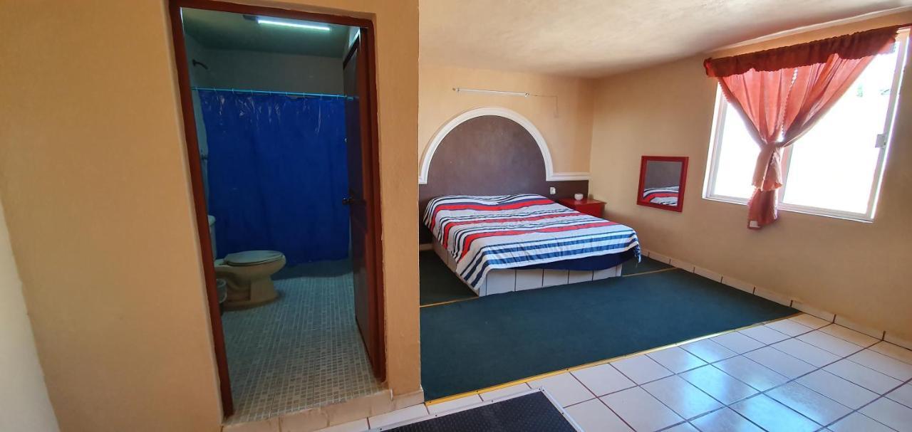 Auto Hotel Luz De Luna Guanajuato Luaran gambar